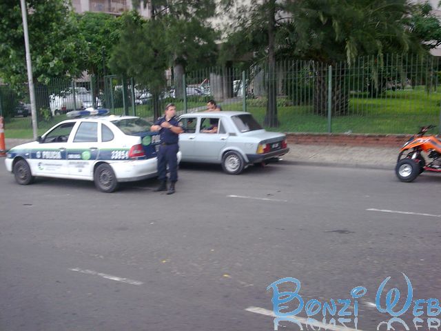 Estación de Servicio desmoronada en Aldo Bonzi - BonziWeb