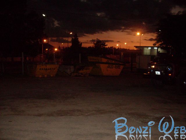 Volquetes en Arozarena al 800 - BonziWeb